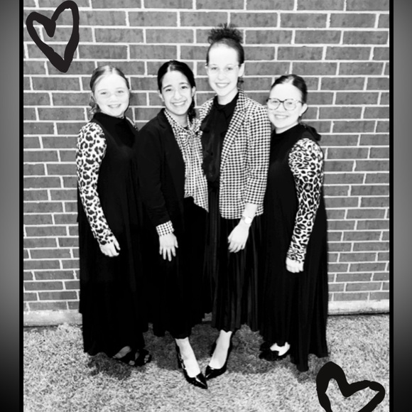 𝖧𝖾𝗒♥︎ - Picture 4 of 6